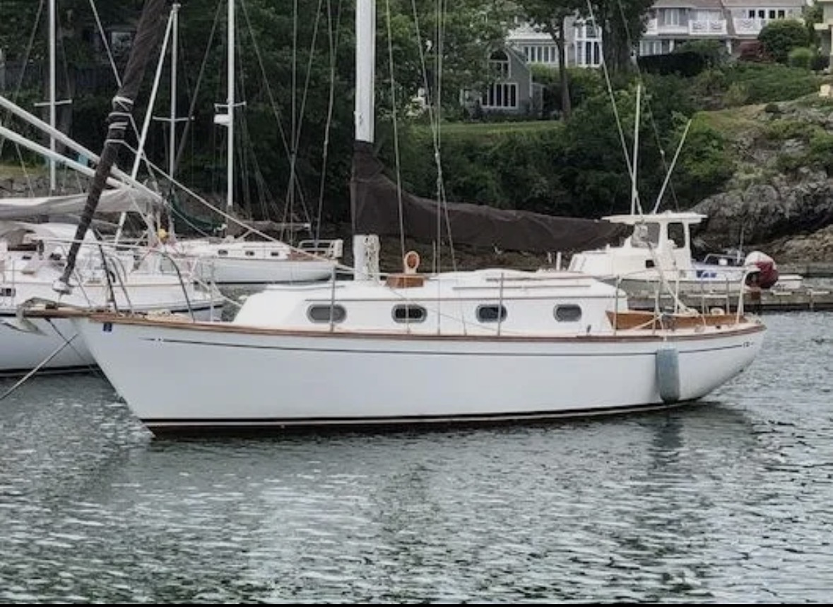 28 ft Cape Dory